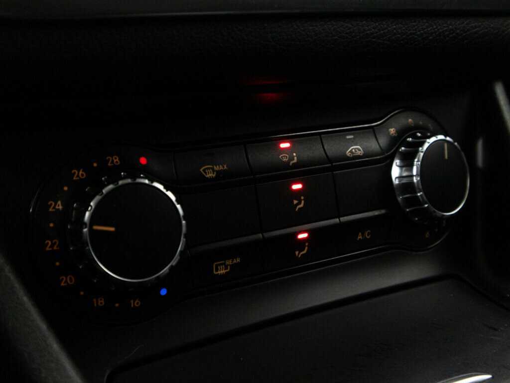 Купить Mercedes-Benz CLA 200, 2014, 172 707 км, фото №15