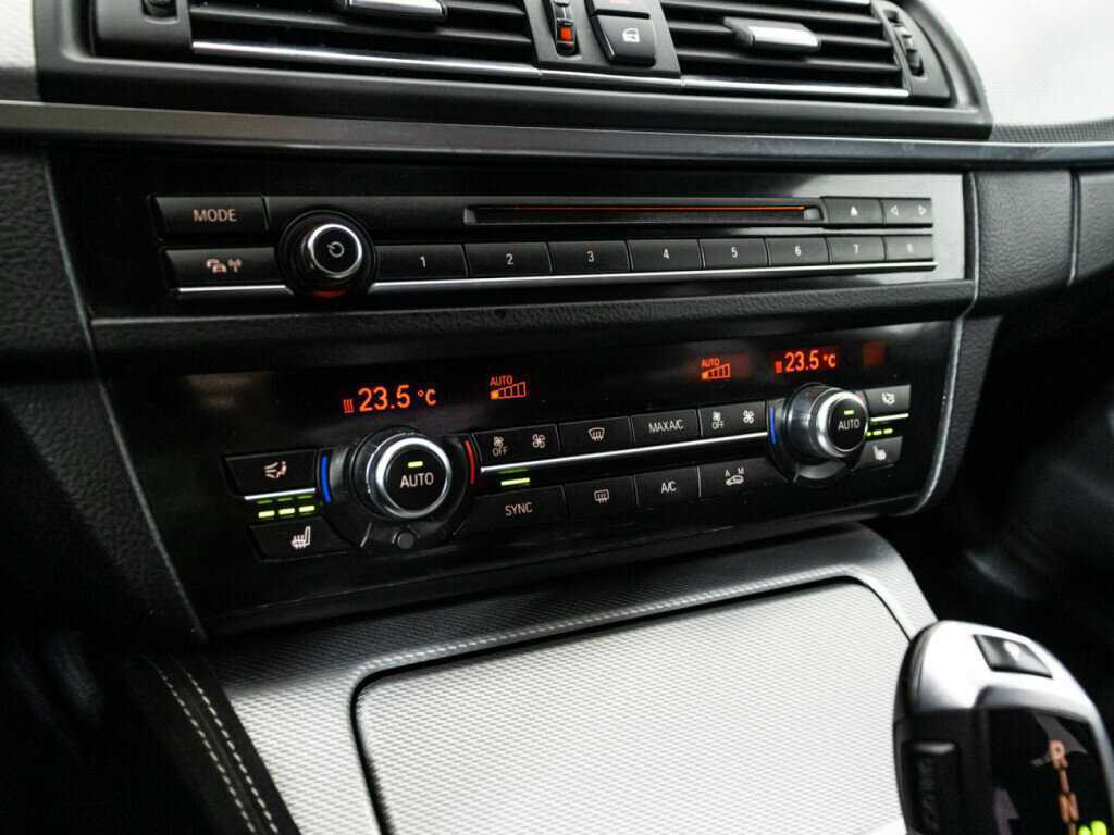 Купить BMW 5 серии 520i, 2016, 131 551 км, фото №18