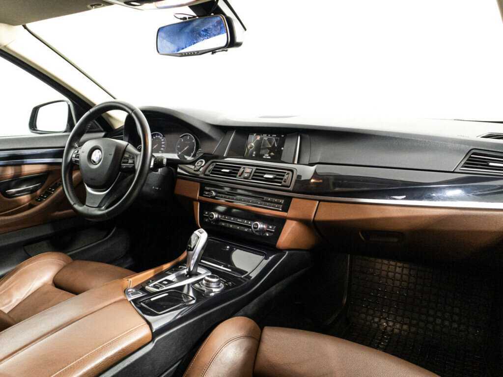 Купить BMW 5 серии 520d, 2015, 167 388 км, фото №9