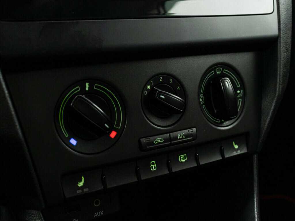 Купить Skoda Rapid, 2016, 196 837 км, фото №15