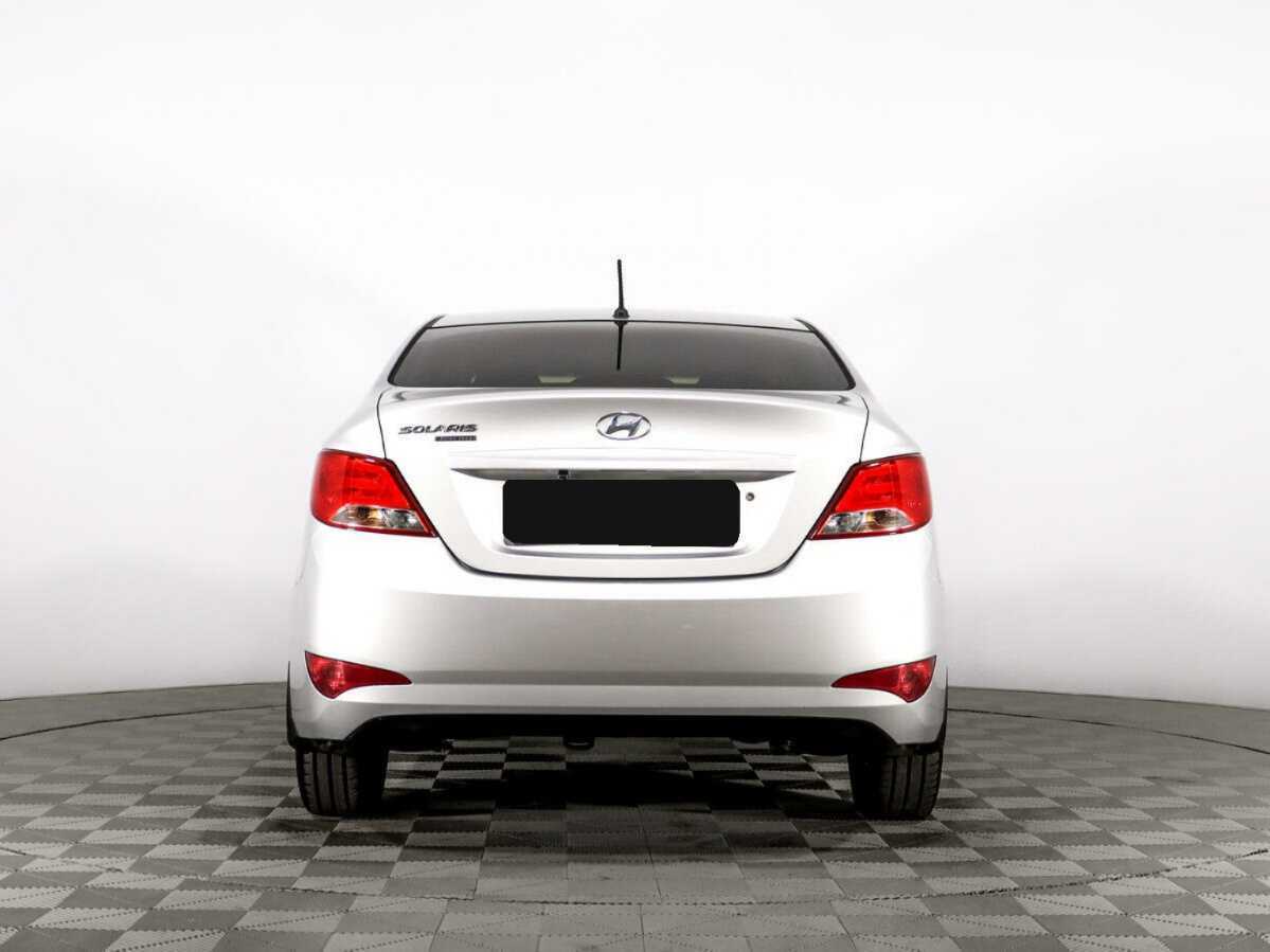 Купить Hyundai Solaris, 2016, 104 966 км, фото №6