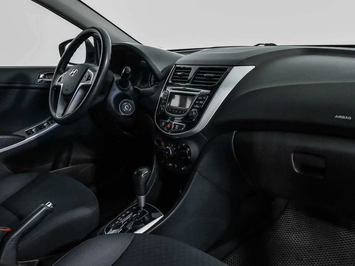 Купить Hyundai Solaris, 2014, 107 300 км, фото №11