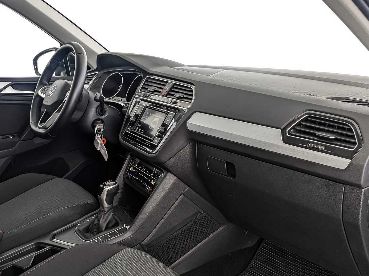 Купить Volkswagen Tiguan, 2021, 131 728 км, фото №11