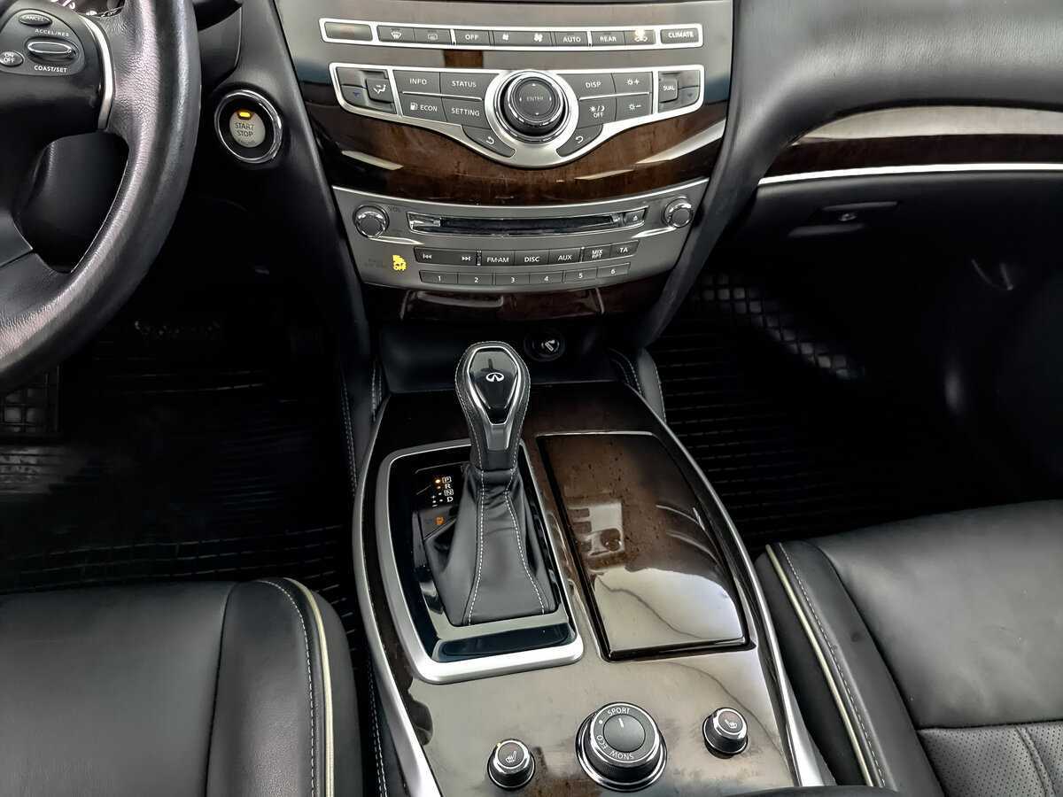 Купить Infiniti QX60, 2017, 131 813 км, фото №24