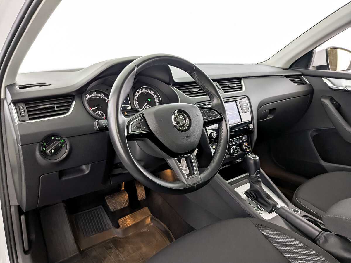 Купить Skoda Octavia, 2018, 56 162 км, фото №16