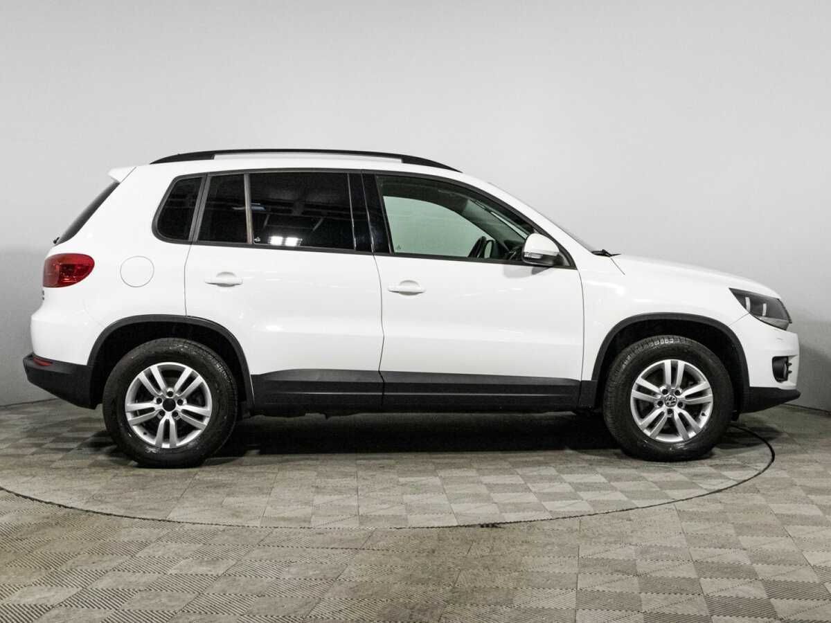 Купить Volkswagen Tiguan, 2015, 122 777 км, фото №4