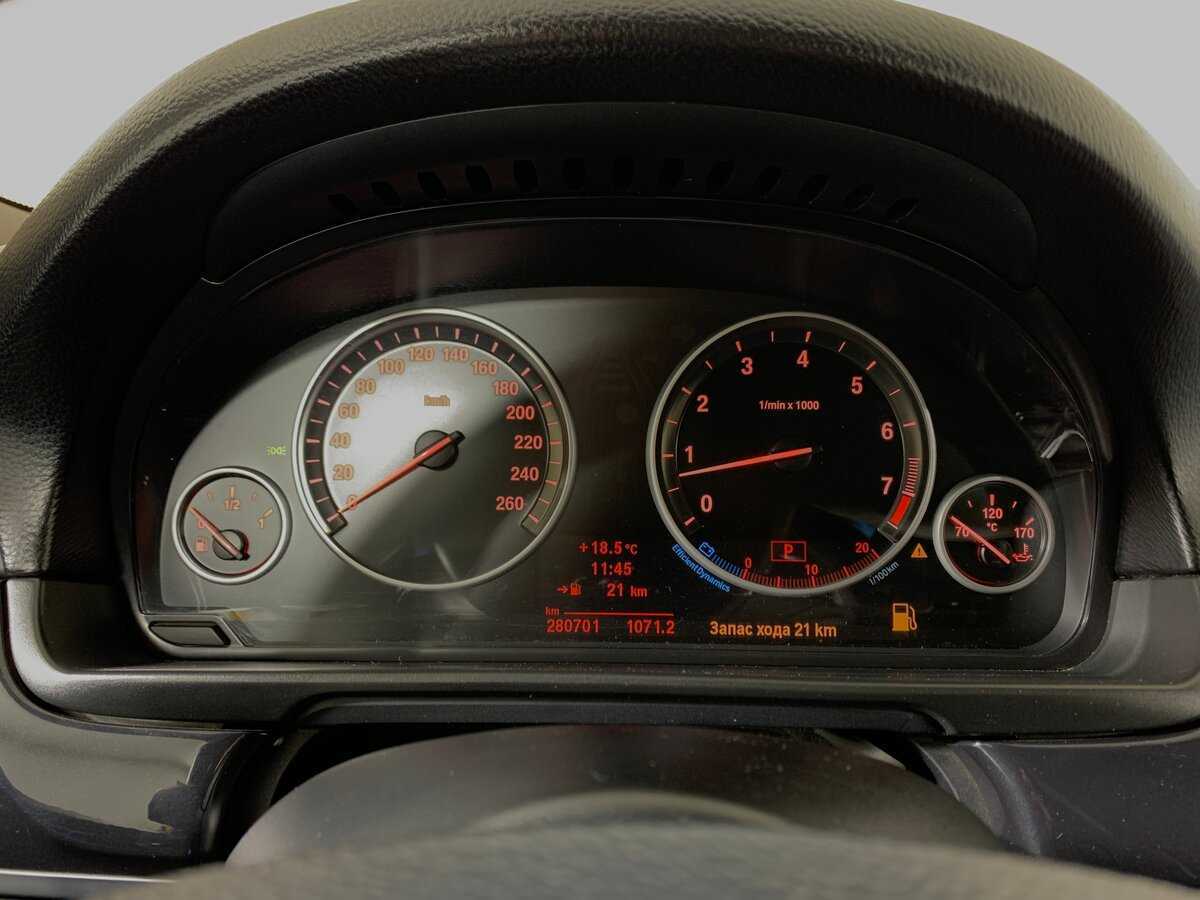 Купить BMW 5 серии 528i, 2012, 280 700 км, фото №15