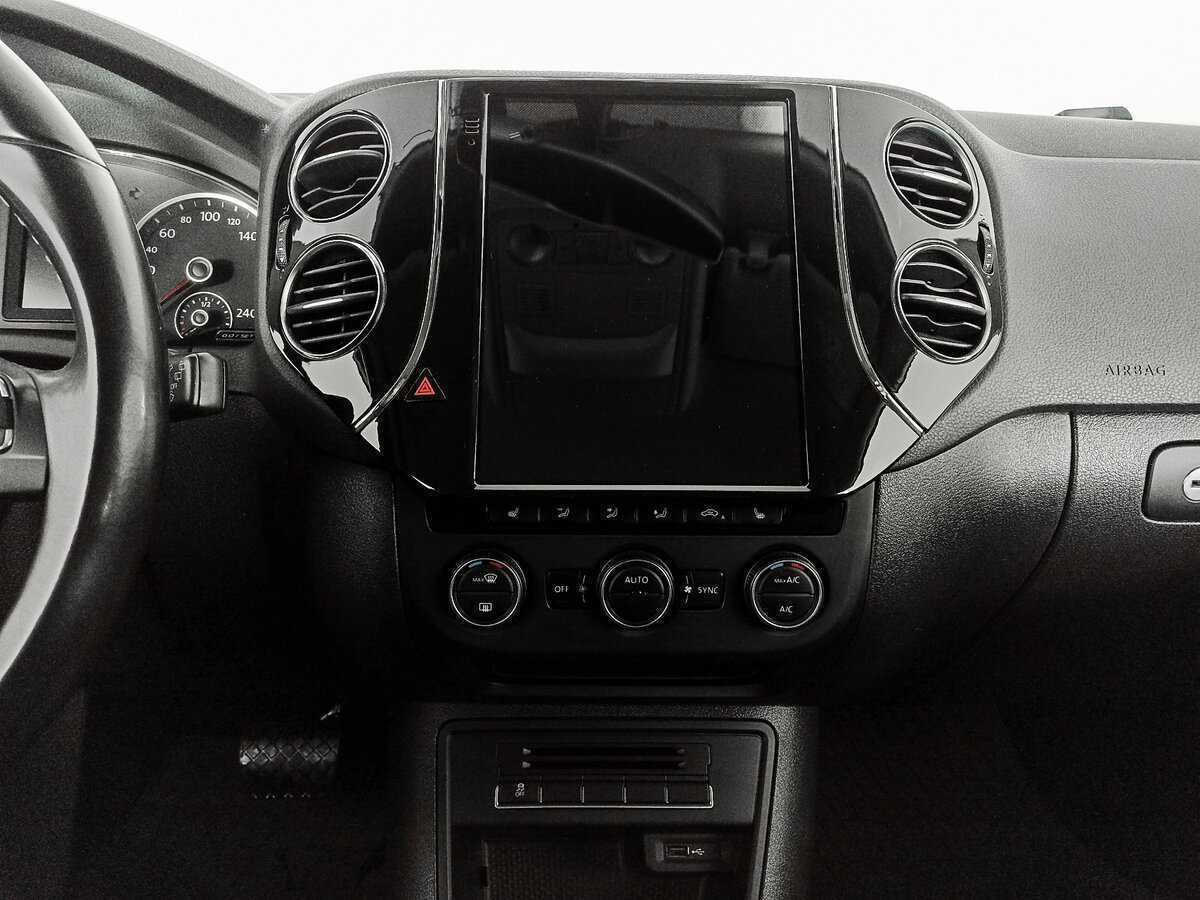 Купить Volkswagen Tiguan, 2016, 128 587 км, фото №13