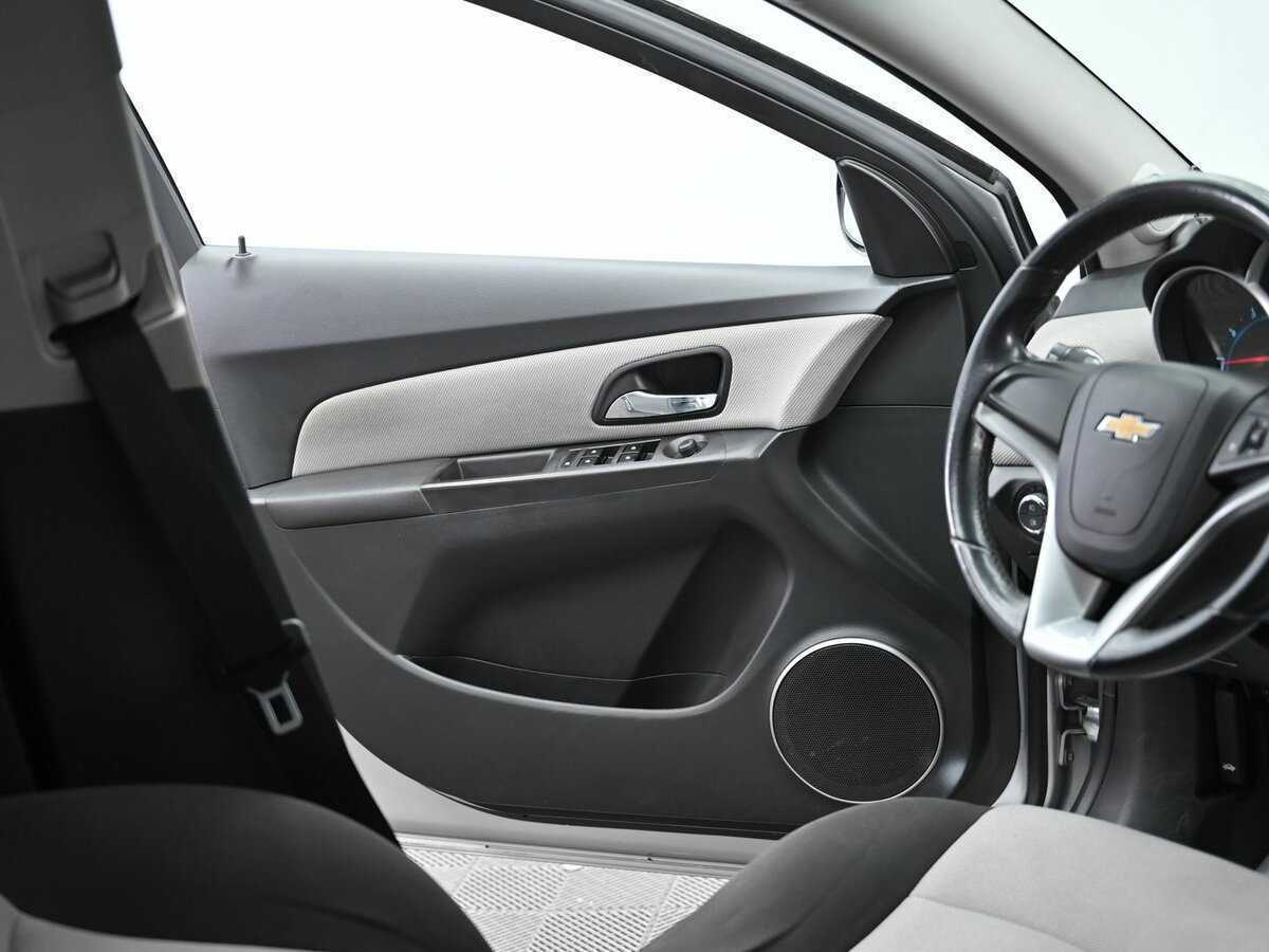 Купить Chevrolet Cruze, 2013, 183 000 км, фото №6