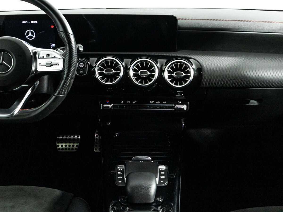 Купить Mercedes-Benz CLA 200, 2020, 123 999 км, фото №14