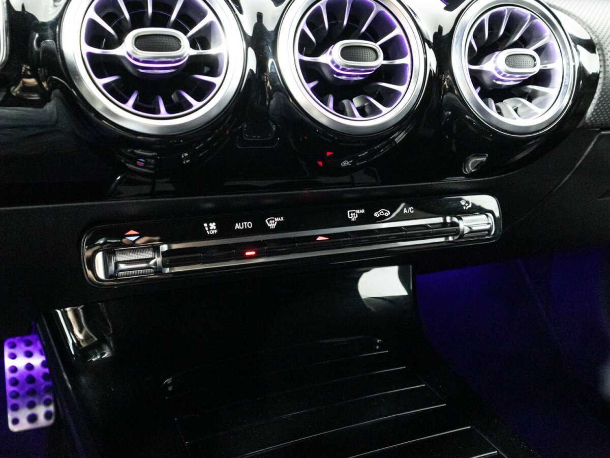 Купить Mercedes-Benz CLA 200, 2020, 123 999 км, фото №19