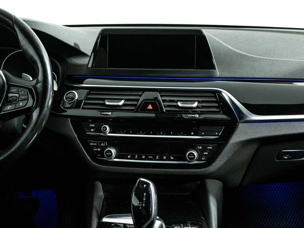 Купить BMW 5 серии 520d xDrive, 2017, 244 928 км, фото №14