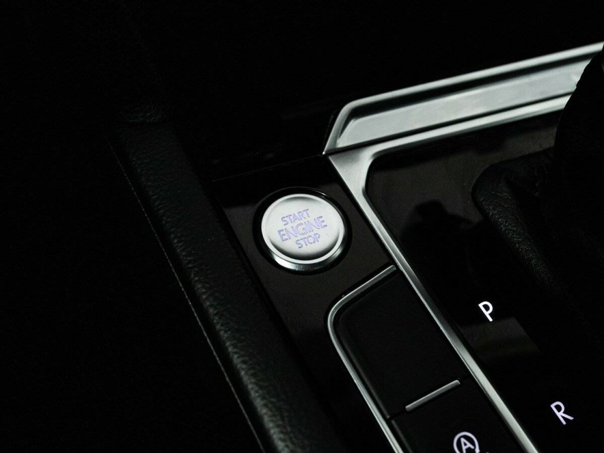 Купить Volkswagen Passat, 2016, 161 625 км, фото №19