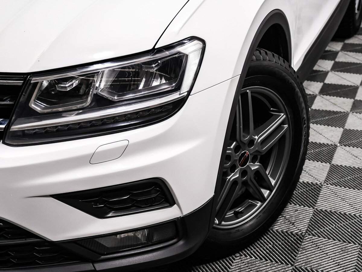 Купить Volkswagen Tiguan, 2019, 68 130 км, фото №14
