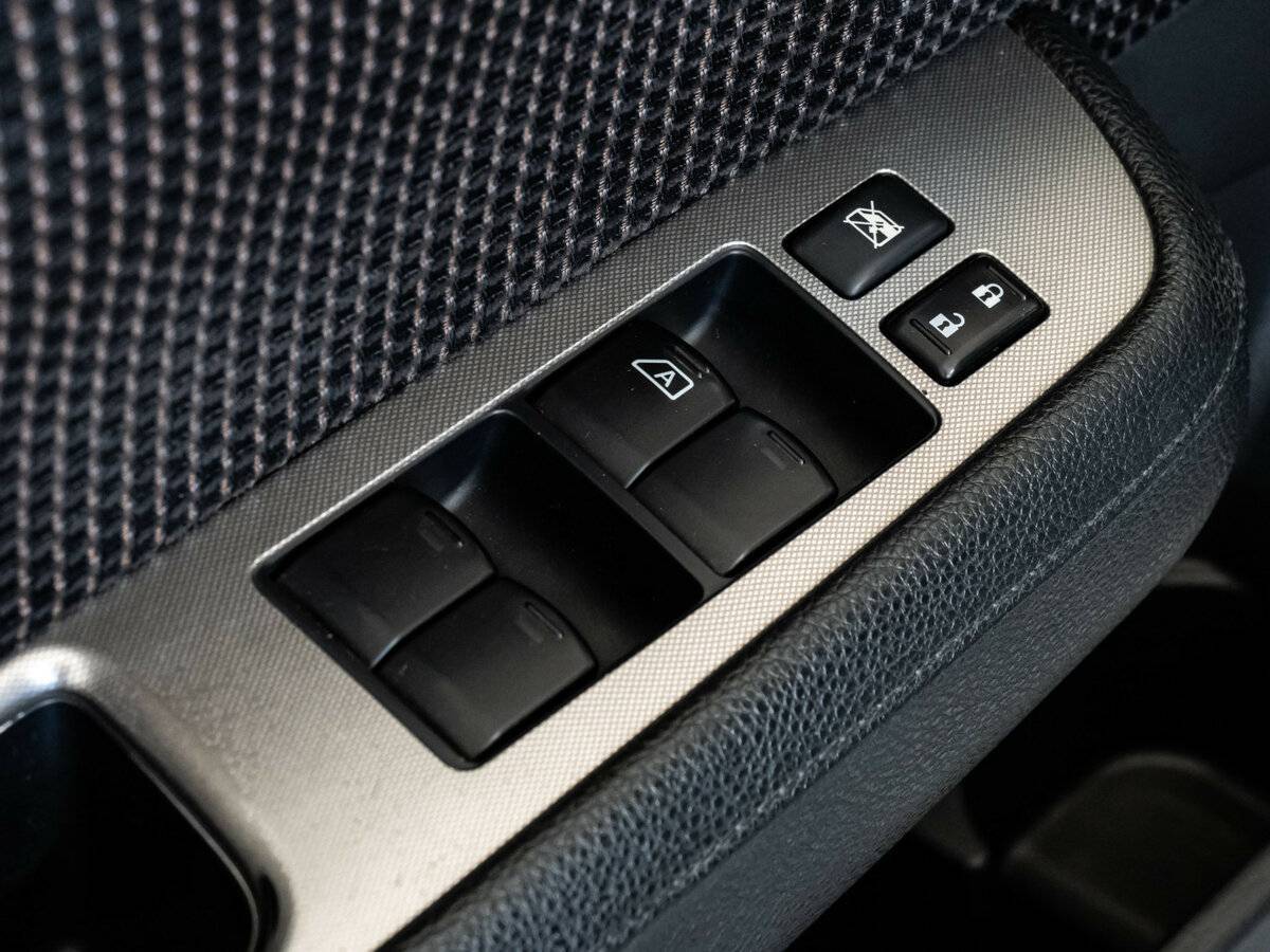 Купить Nissan Tiida, 2013, 86 467 км, фото №12