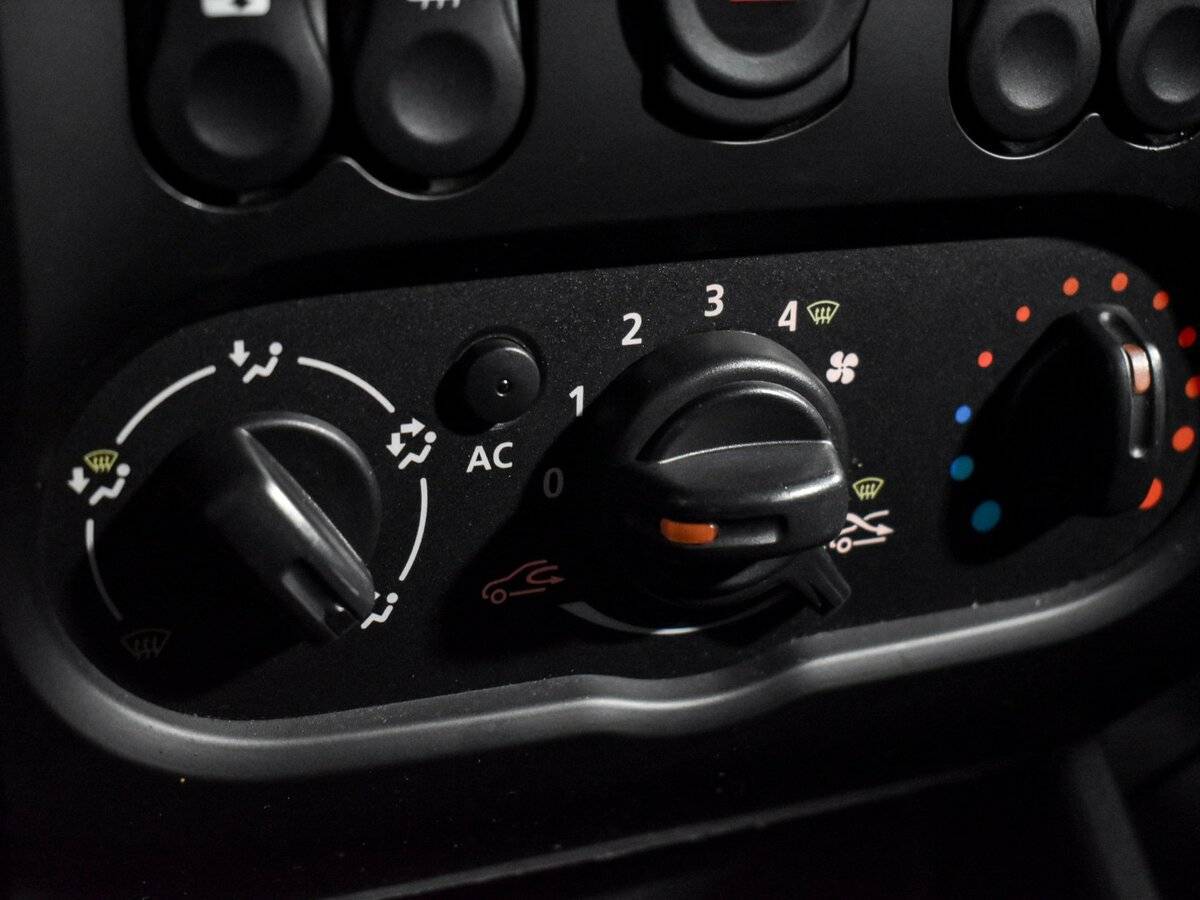 Купить Nissan Almera, 2013, 212 180 км, фото №17