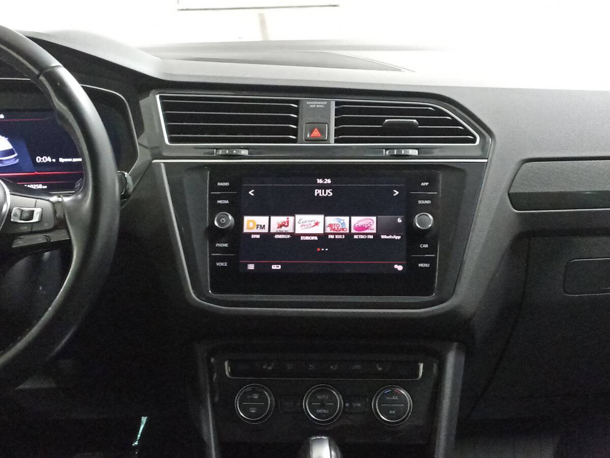 Купить Volkswagen Tiguan, 2018, 160 240 км, фото №15