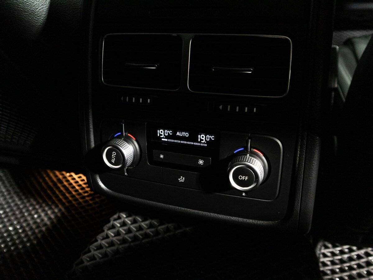 Купить Volkswagen Touareg, 2015, 187 303 км, фото №25