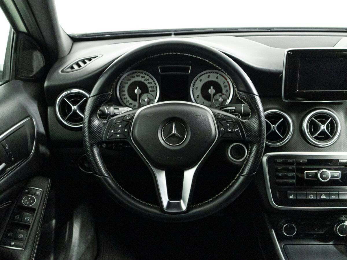 Купить Mercedes-Benz A-Класс 180, 2013, 75 397 км, фото №19