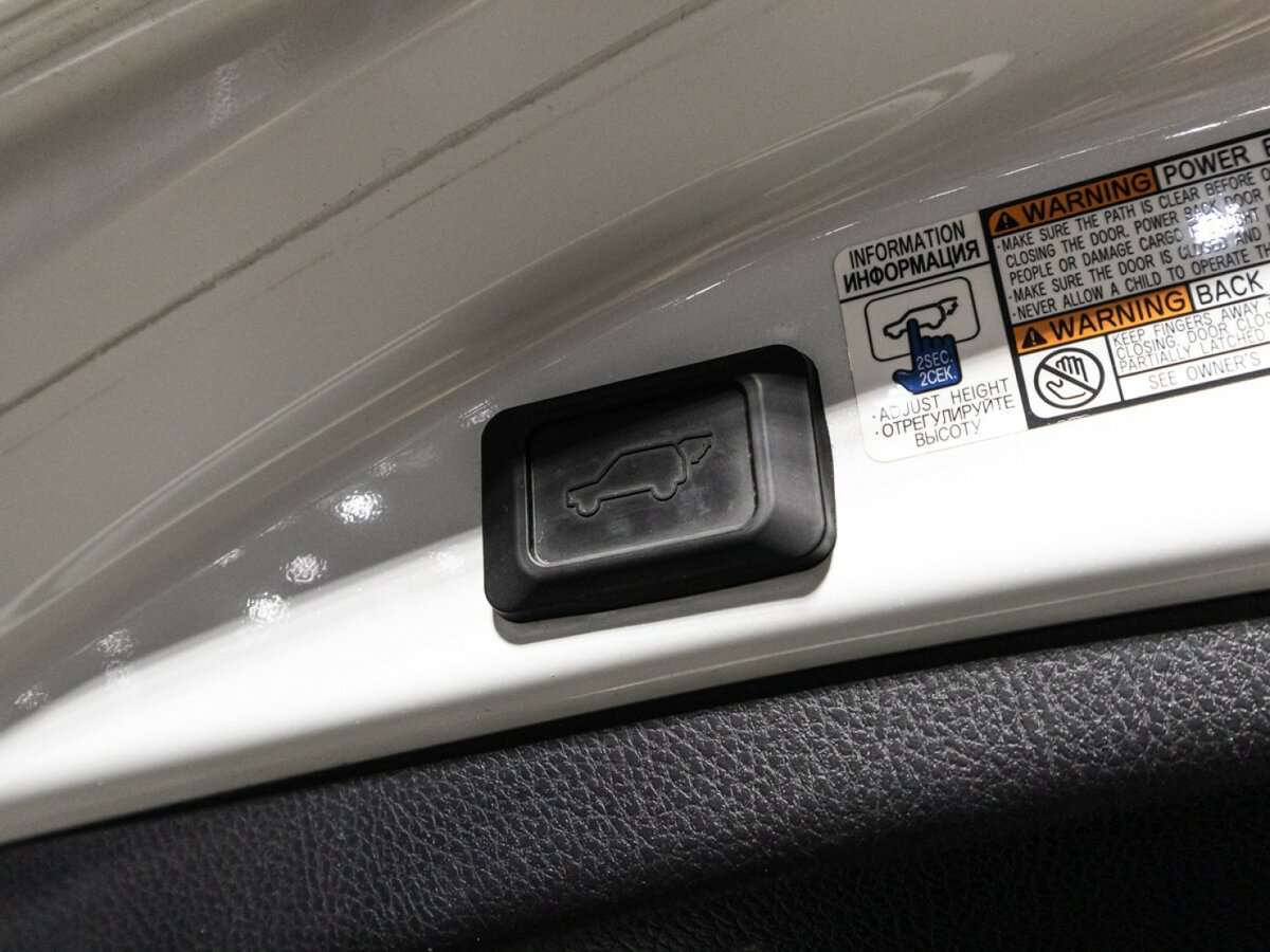 Купить Toyota RAV4, 2018, 74 000 км, фото №16