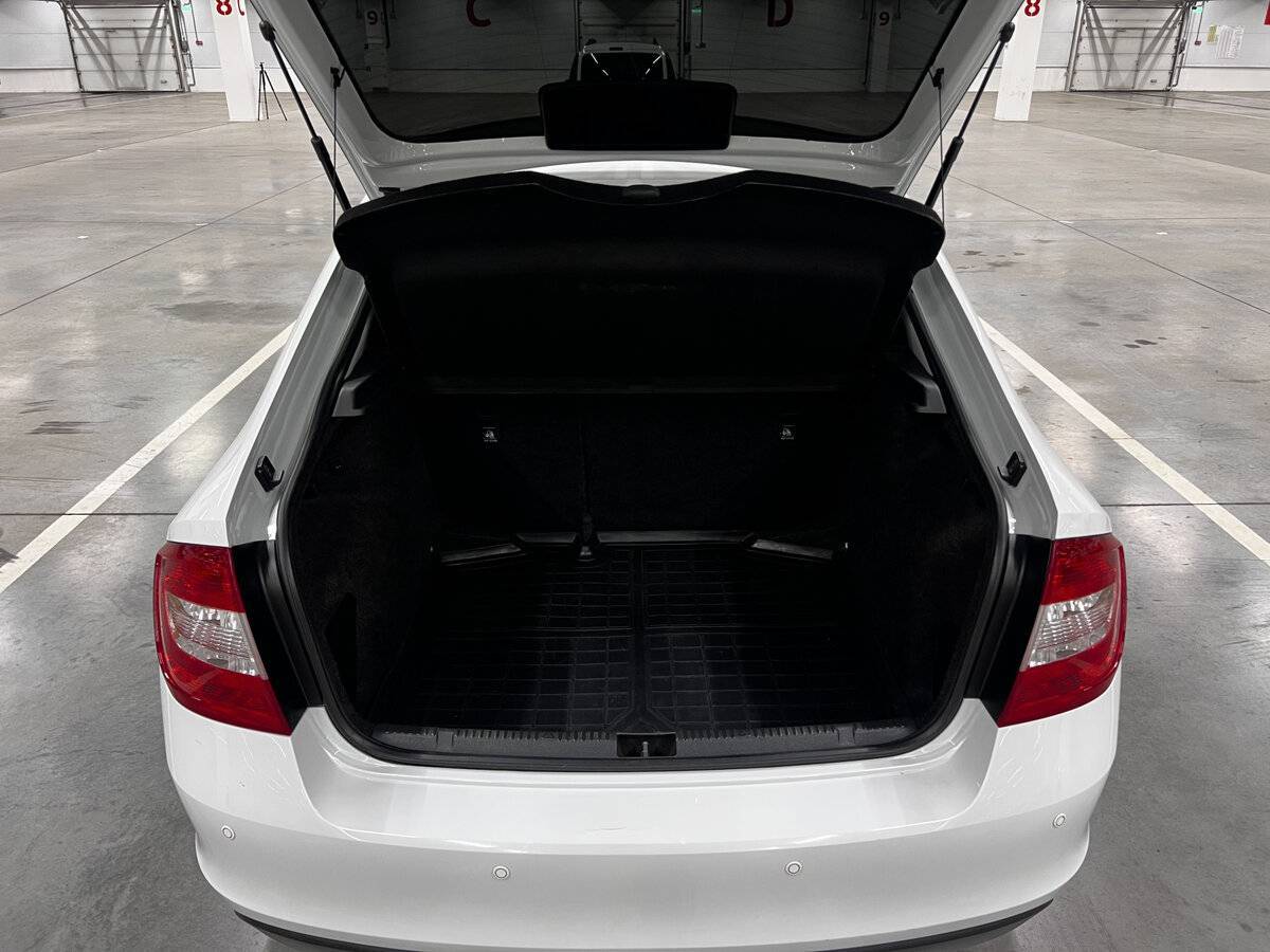 Купить Skoda Rapid, 2016, 140 891 км, фото №10