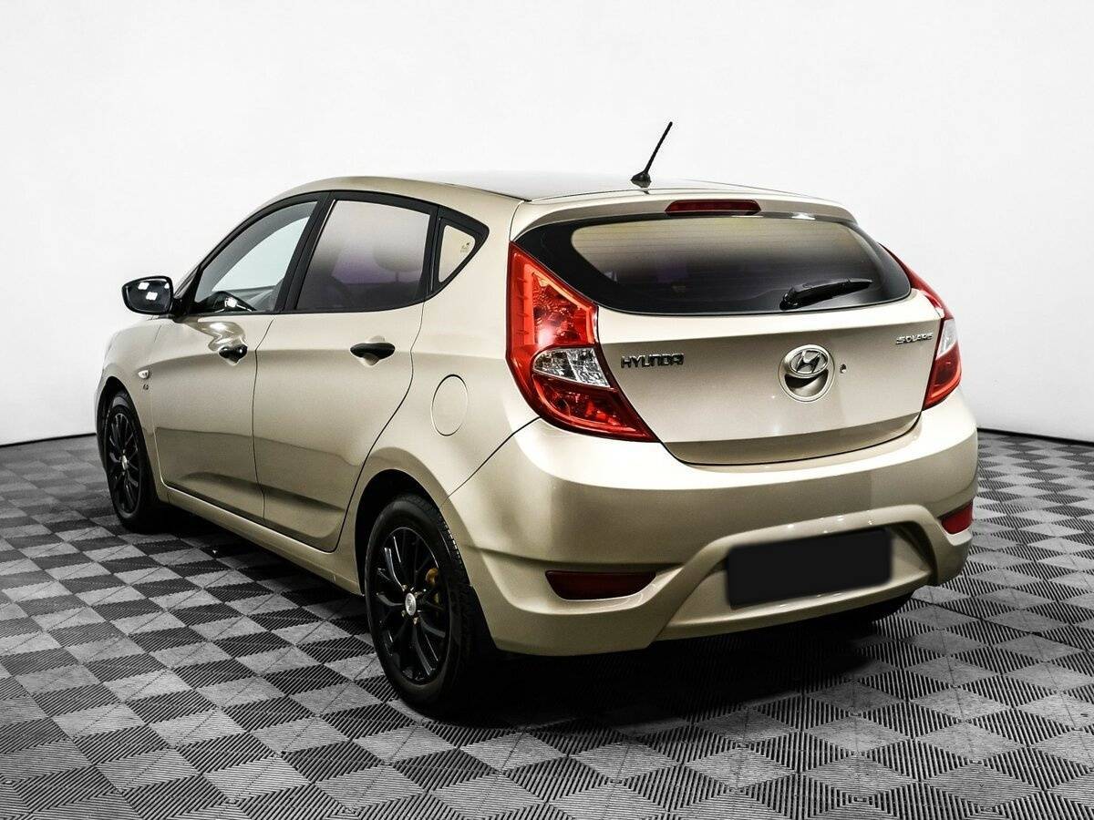 Купить Hyundai Solaris, 2012, 168 649 км, фото №7