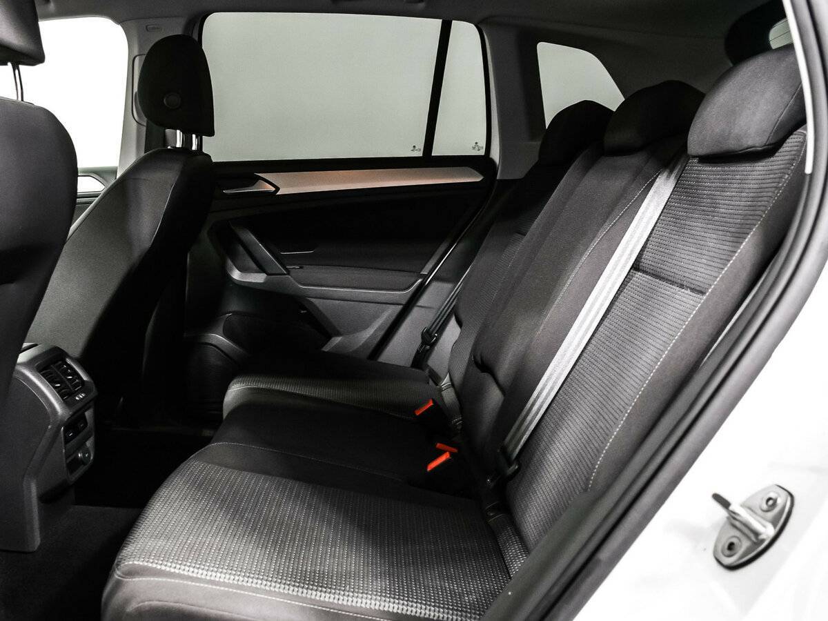 Купить Volkswagen Tiguan, 2018, 103 459 км, фото №11