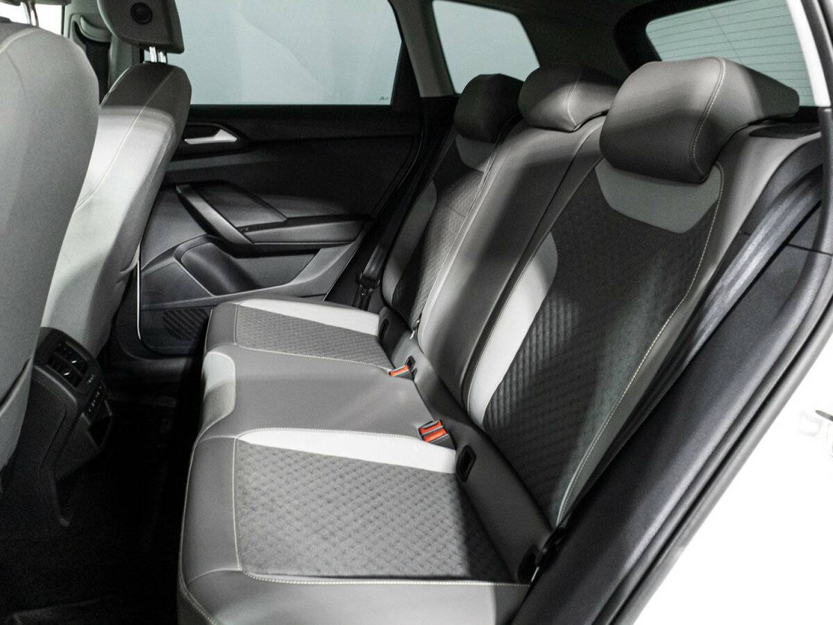 Купить Volkswagen Taos, 2021, 26 479 км, фото №10