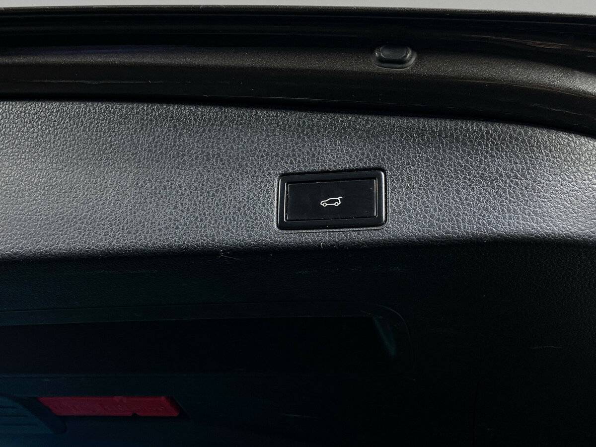 Купить Volkswagen Touareg II Рестайлинг, 2015, 133 612 км, фото №8