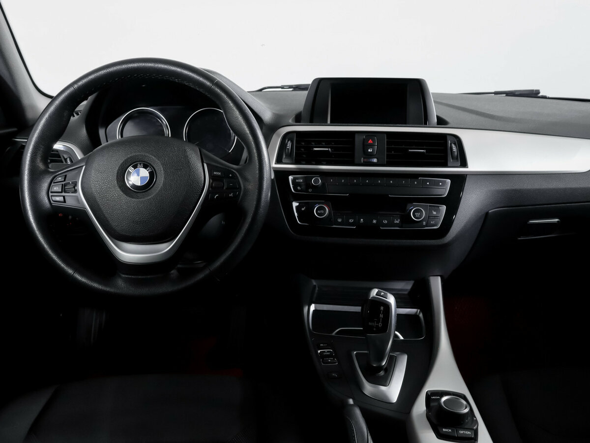 Купить BMW 1 серии 118i II (F20/F21) Рестайлинг 2, 2018, 100 500 км, фото №12