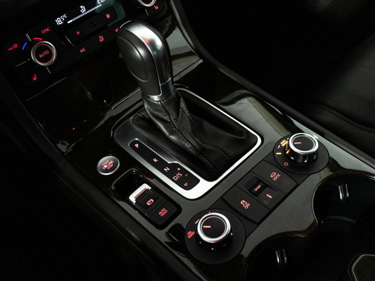 Купить Volkswagen Touareg II, 2014, 79 907 км, фото №18