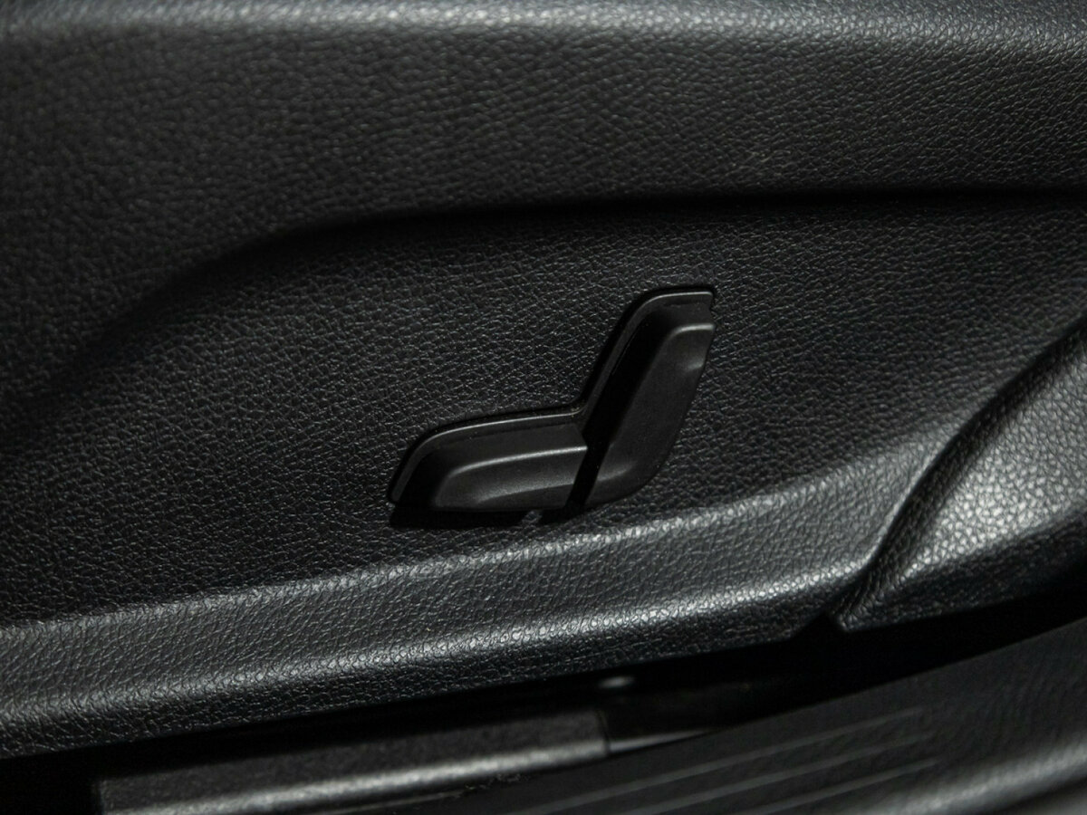 Купить Mercedes-Benz C-Класс 180 IV (W205) Рестайлинг, 2019, 47 639 км, фото №19