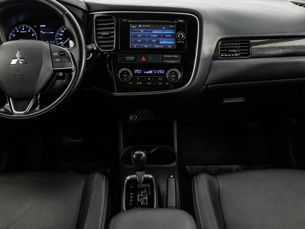 Купить Mitsubishi Outlander III Рестайлинг 2, 2016, 200 293 км, фото №11
