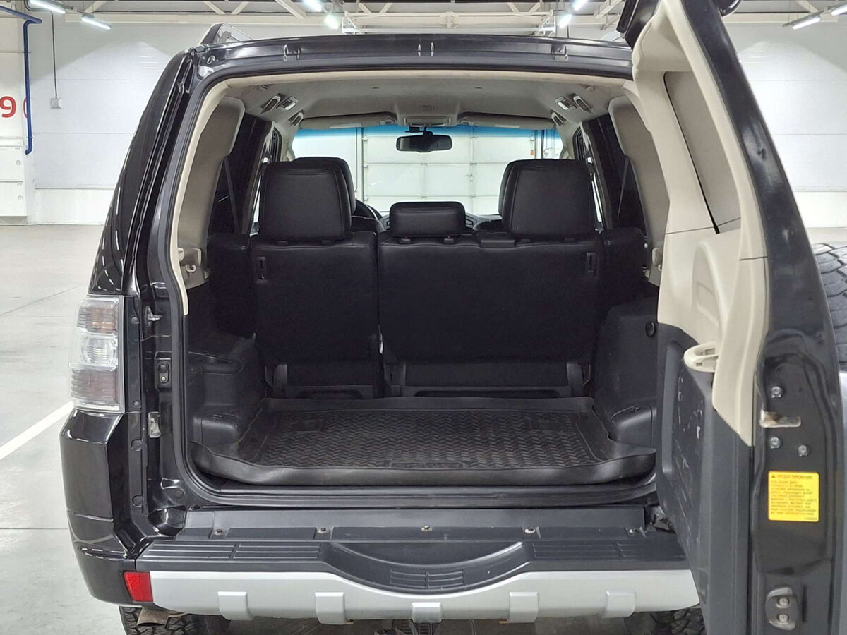 Купить Mitsubishi Pajero IV Рестайлинг 1, 2012, 214 123 км, фото №10