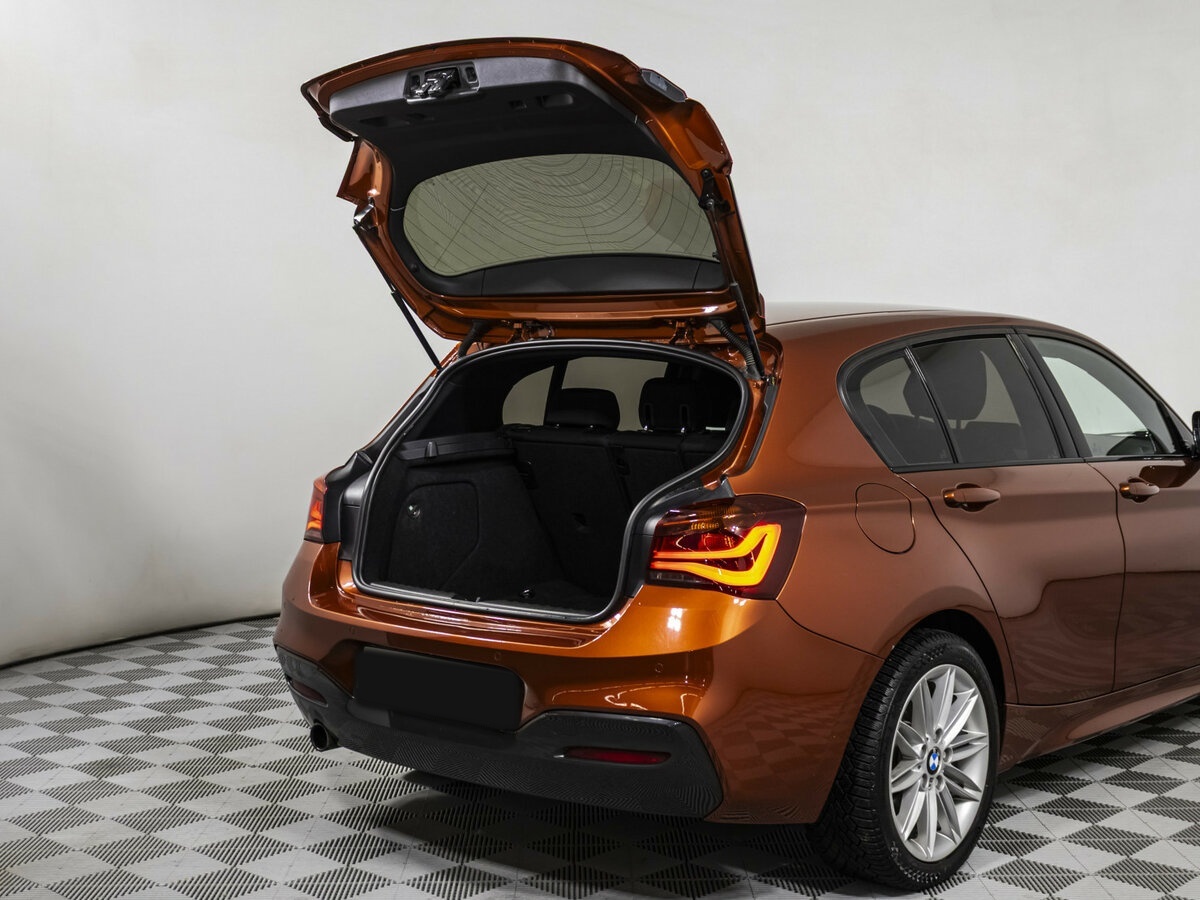 Купить BMW 1 серии 118i II (F20/F21) Рестайлинг 2, 2019, 81 926 км, фото №18
