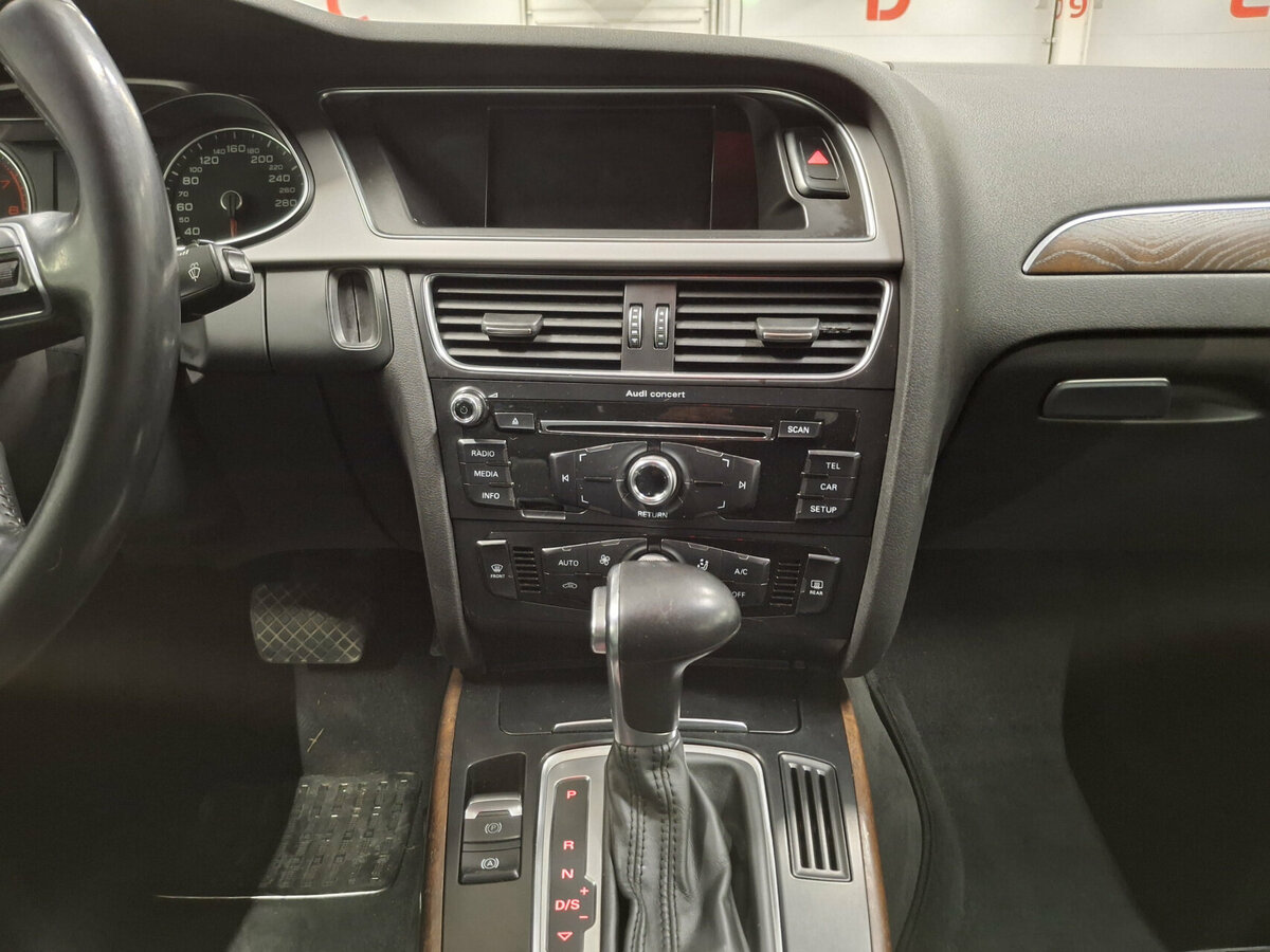 Купить Audi A4 IV (B8) Рестайлинг, 2015, 201 127 км, фото №15