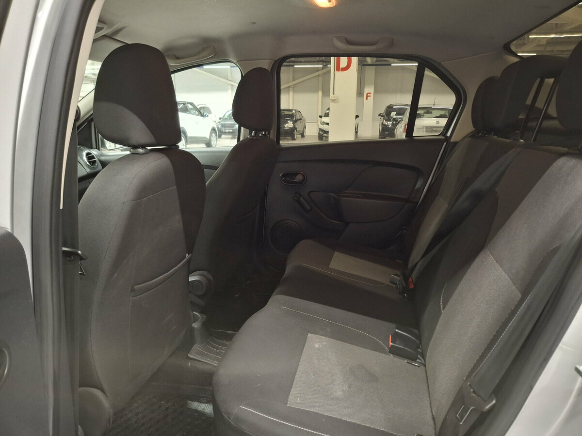 Купить Renault Logan Stepway II Рестайлинг, 2020, 71 871 км, фото №12