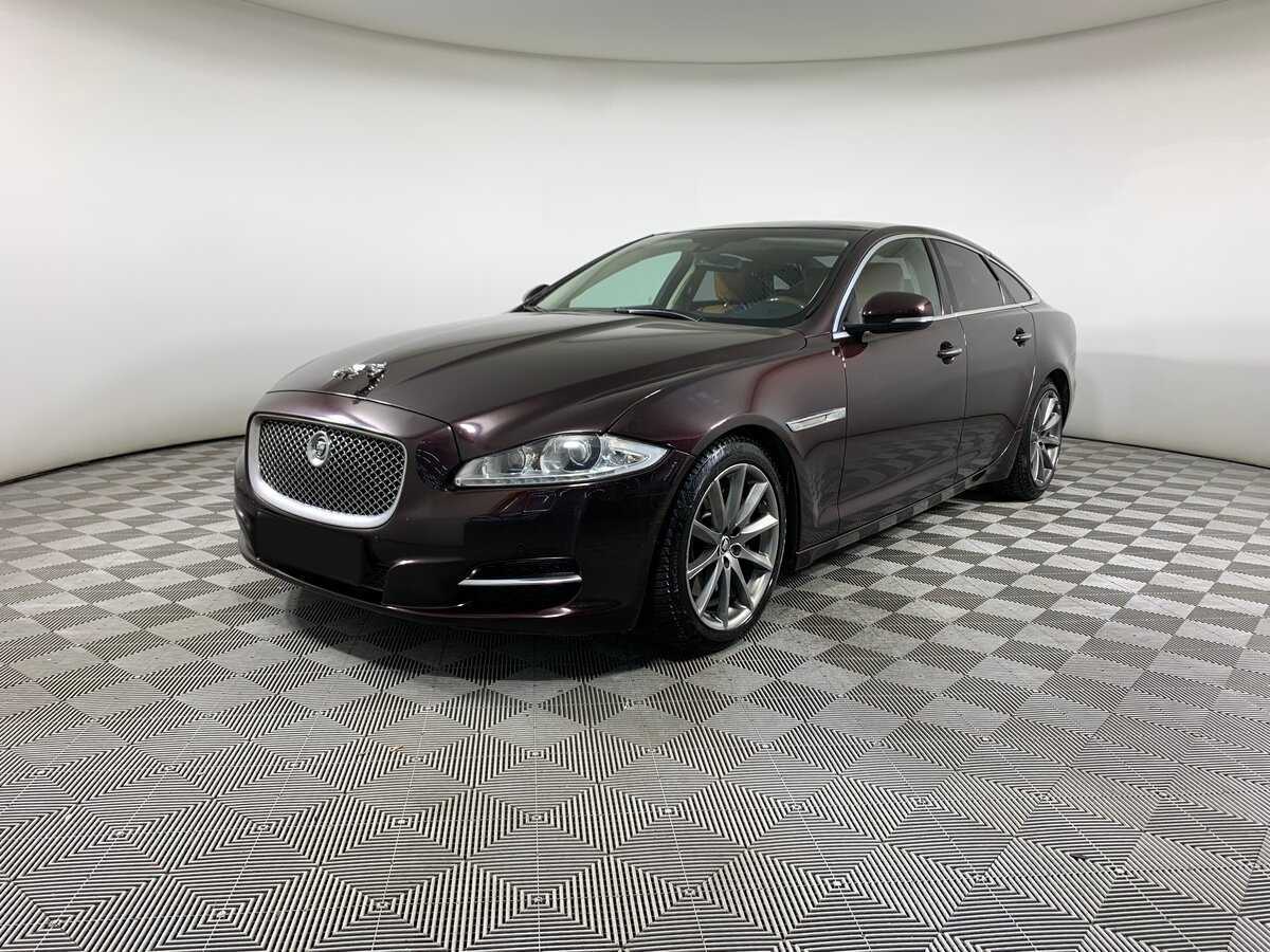 Jaguar XJ