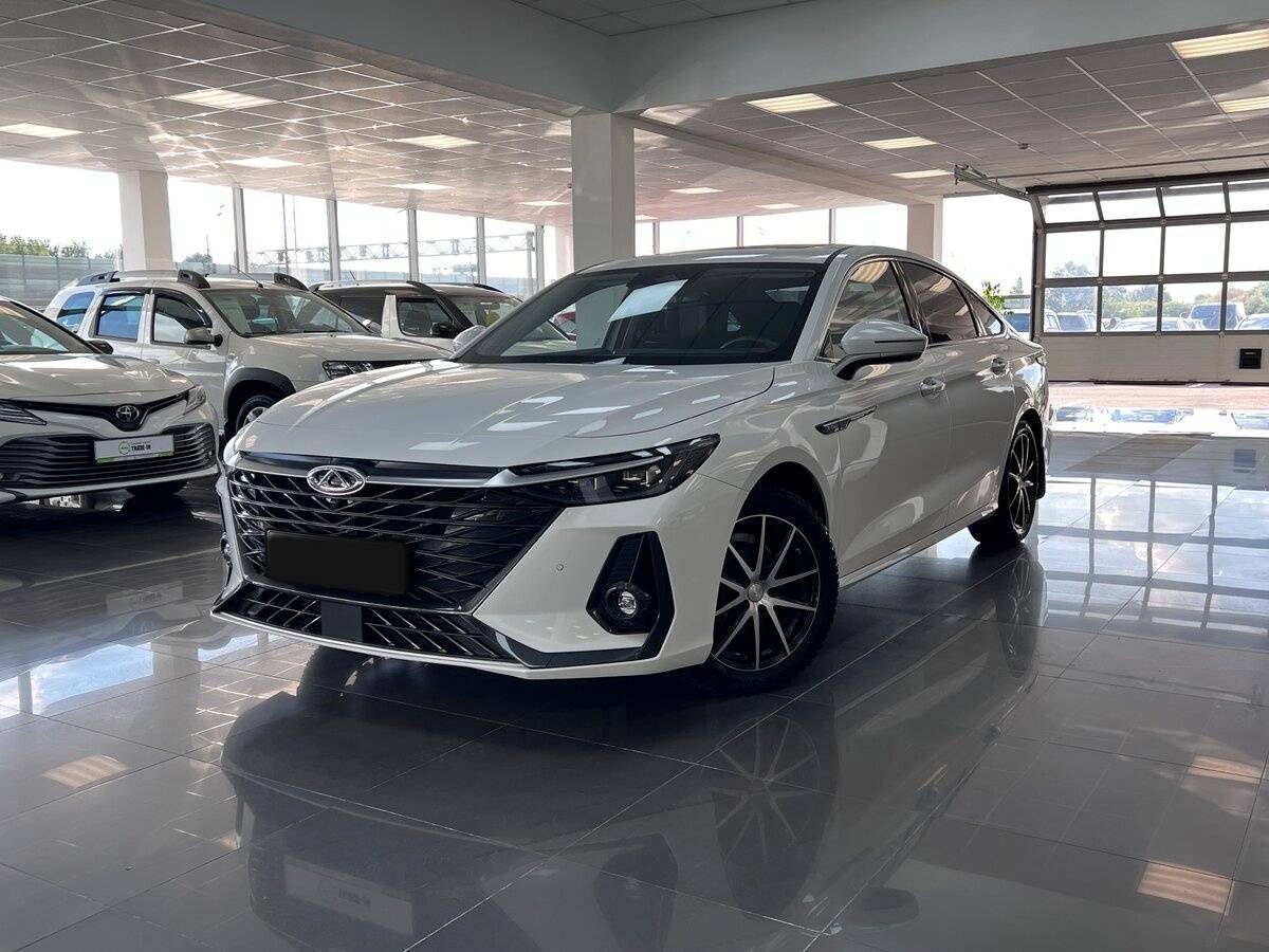 Chery Arrizo 8